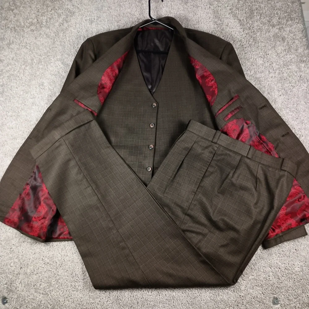Rare Donear 38R 30W Mens Brown Windowpane Check Scottish Fashion 3 Piece Suit
